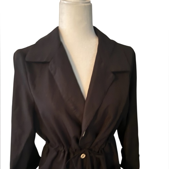 Elegant Black Button-Up adjustable dress - Picture 3 of 3